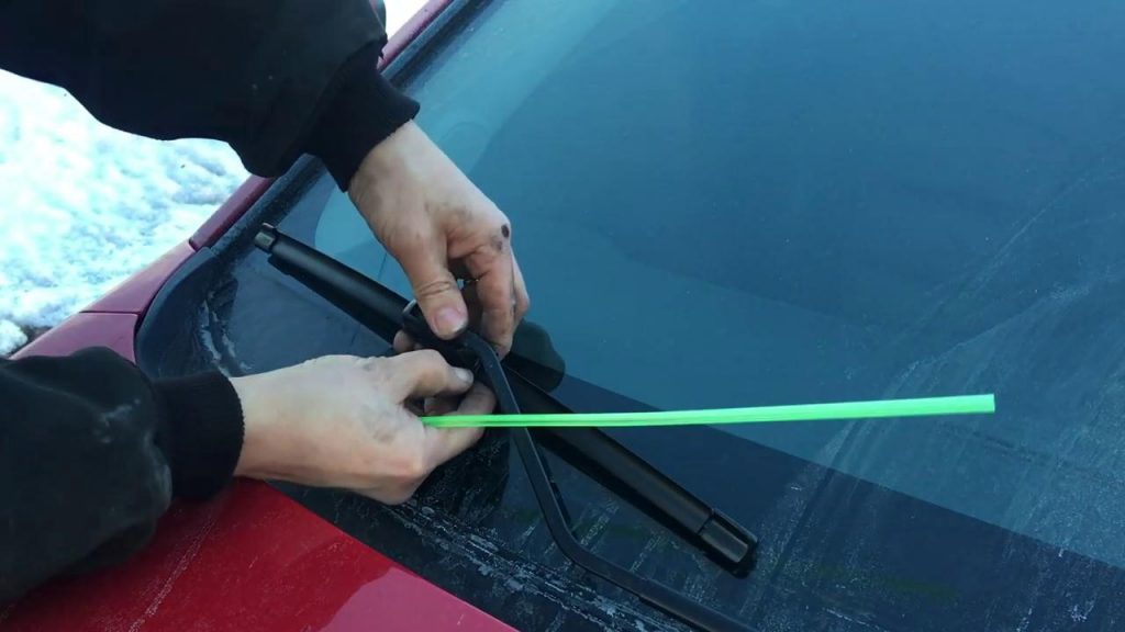 The Guide to Replace Chevy Cruze Windshield Wipers
