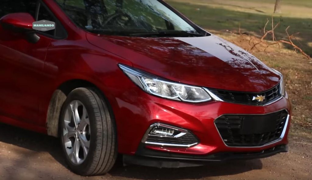 What are the Unique Features on 2019 Chevrolet Cruze LS